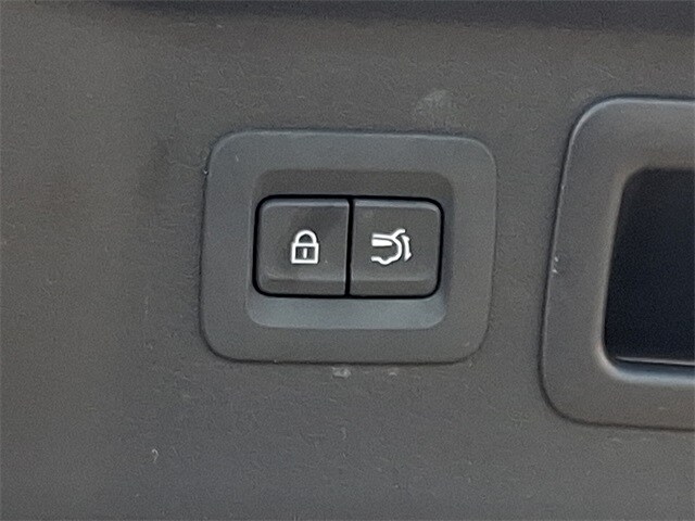 Thumbnail: 2025 Mazda CX-70 - 33