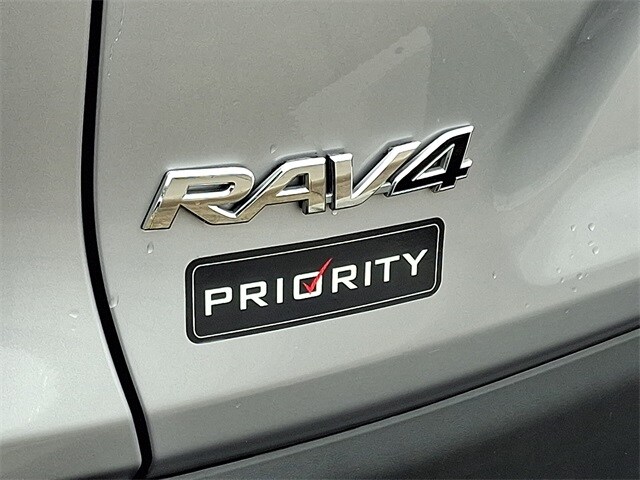 Thumbnail: 2021 Toyota RAV4 - 31