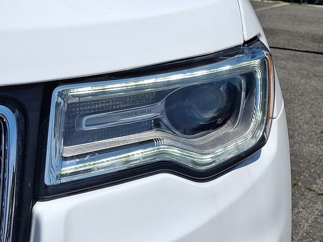 Thumbnail: 2018 Jeep Grand Cherokee - 9