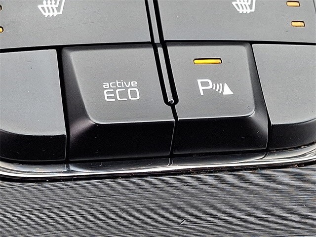 Thumbnail: 2017 Kia Sedona - 25