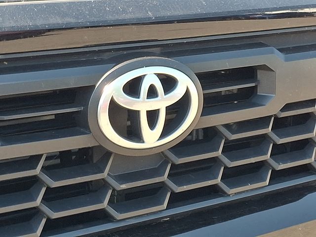 Thumbnail: 2024 Toyota Tacoma - 10