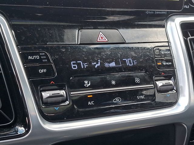 Thumbnail: 2023 Kia Sorento - 17