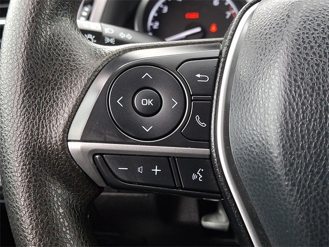 Thumbnail: 2021 Toyota Camry - 20