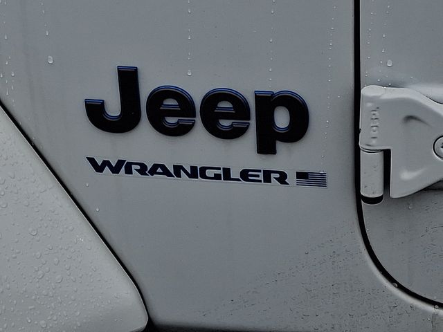 Thumbnail: 2023 Jeep Wrangler - 31