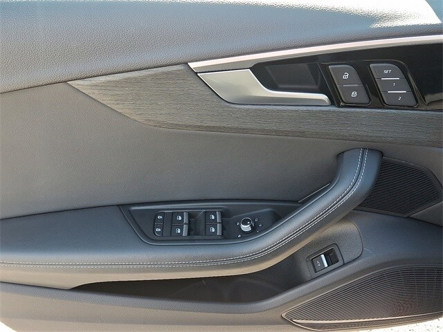 Thumbnail: 2024 Audi A4 - 10