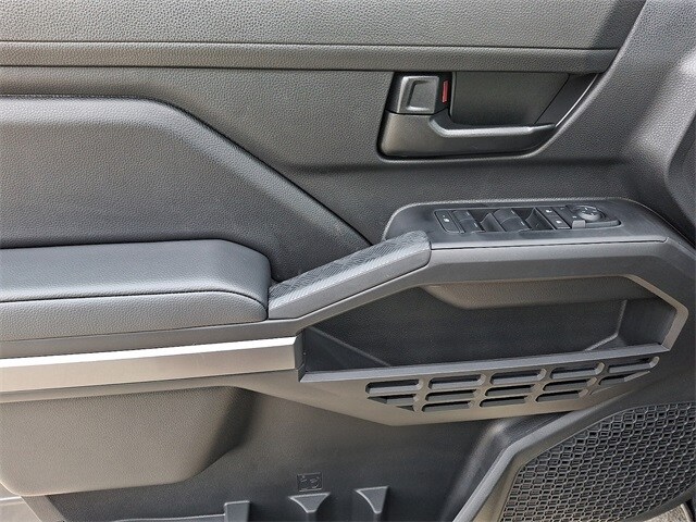 Thumbnail: 2025 Toyota Tacoma - 10