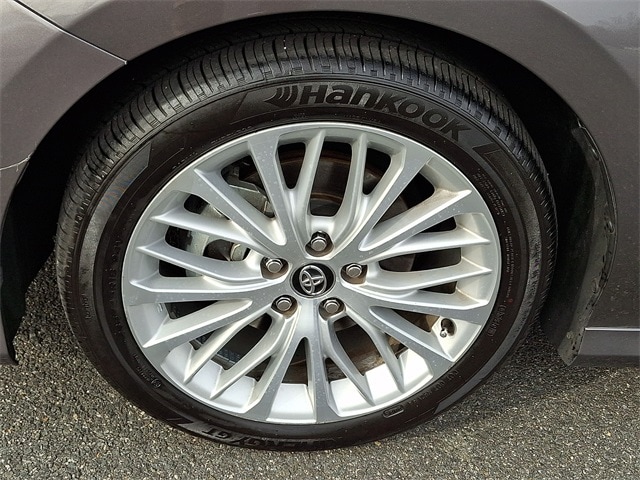 Thumbnail: 2020 Toyota Camry - 8