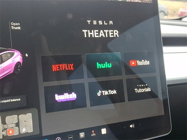 Thumbnail: 2022 Tesla Model 3 - 26