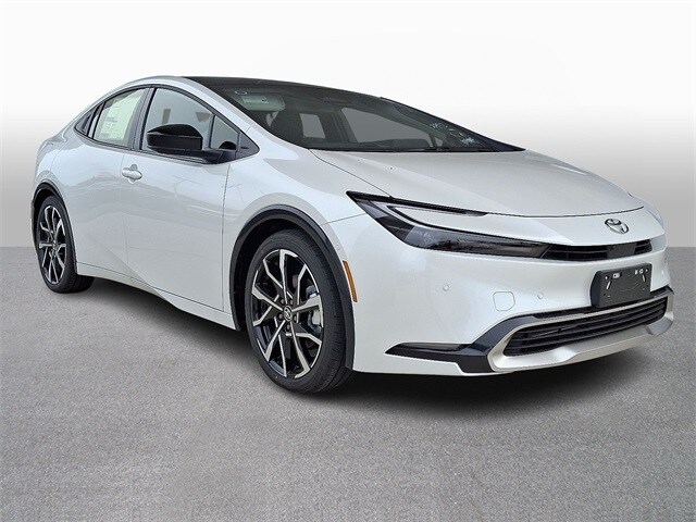 Thumbnail: 2026 Toyota Prius - 3