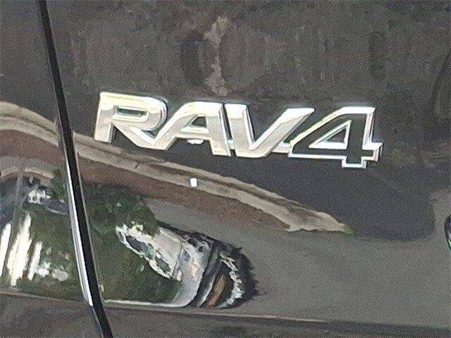 Thumbnail: 2024 Toyota RAV4 - 31