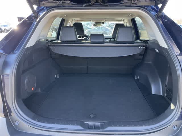 Thumbnail: 2021 Toyota RAV4 - 15