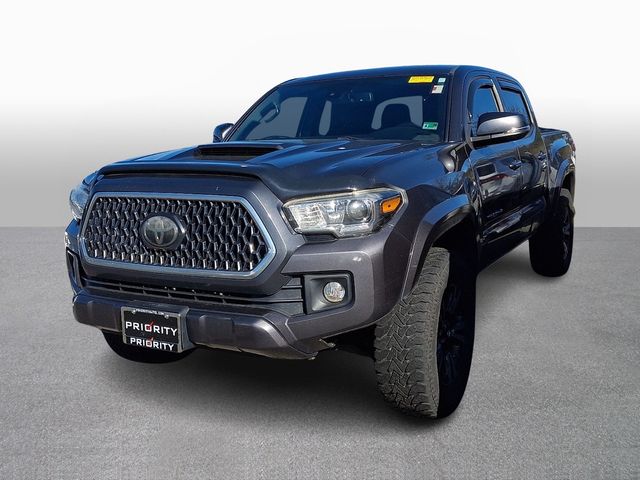 Thumbnail: 2018 Toyota Tacoma - 1
