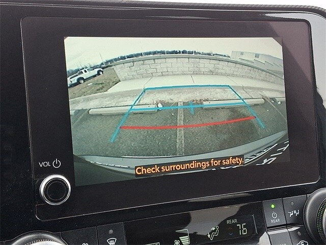 Thumbnail: 2023 Toyota Highlander - 19