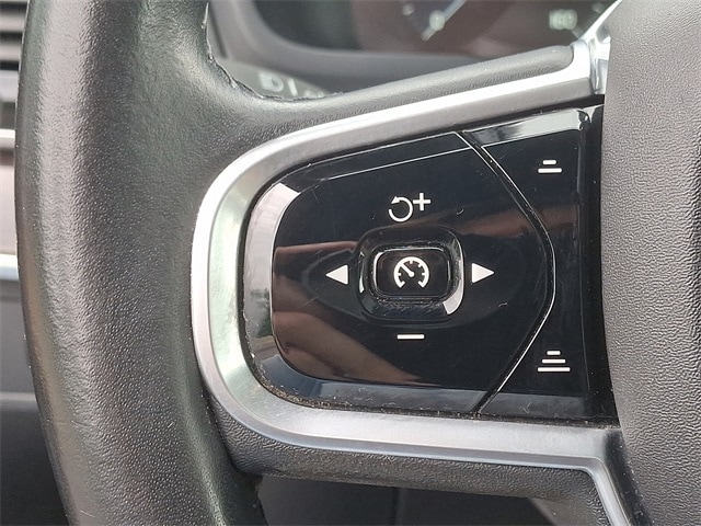 Thumbnail: 2017 Volvo XC90 - 22