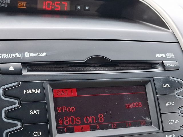 Thumbnail: 2012 Kia Sorento - 25