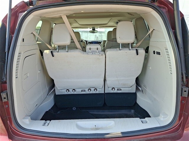 Thumbnail: 2017 Chrysler Pacifica - 33