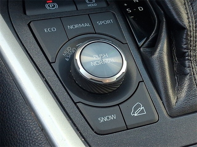 Thumbnail: 2024 Toyota RAV4 - 22