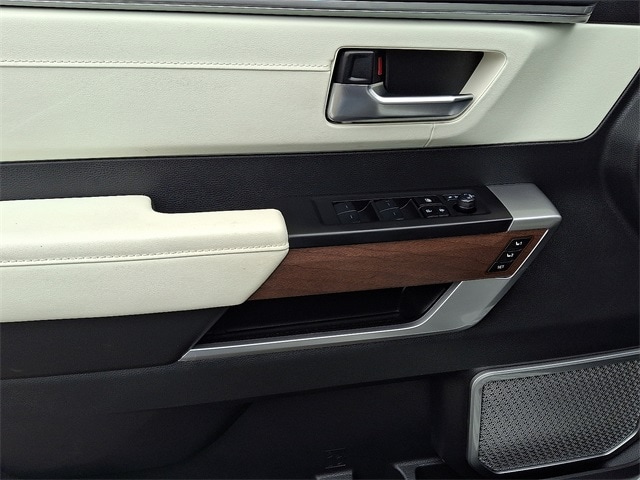 Thumbnail: 2024 Toyota Tundra - 8