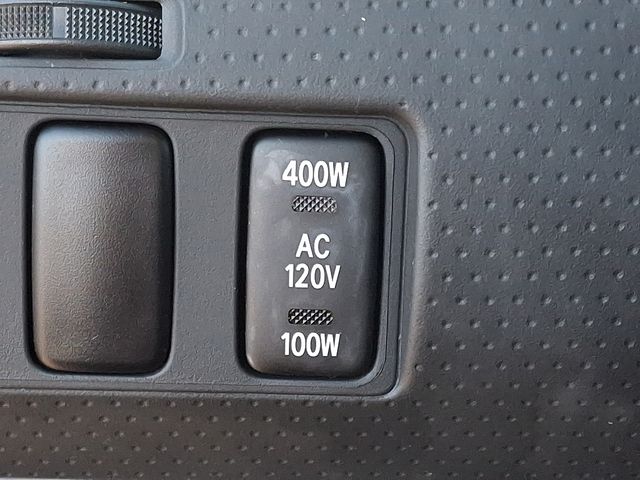 Thumbnail: 2015 Toyota Tacoma - 24