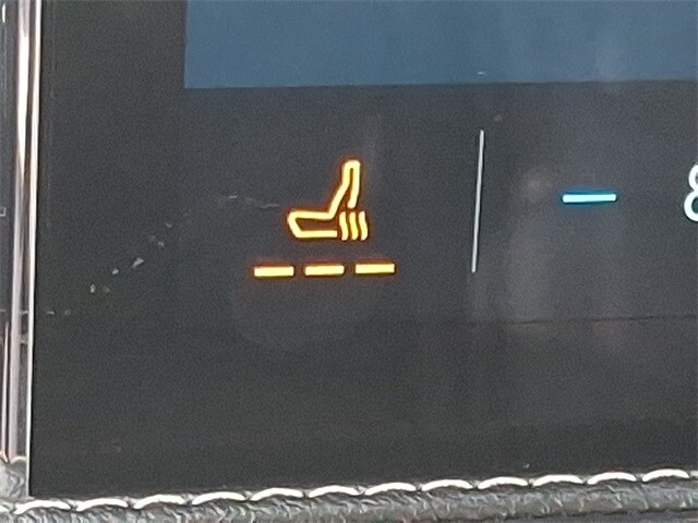 Thumbnail: 2023 Lincoln Corsair - 27