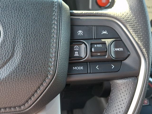 Thumbnail: 2025 Toyota 4Runner - 22