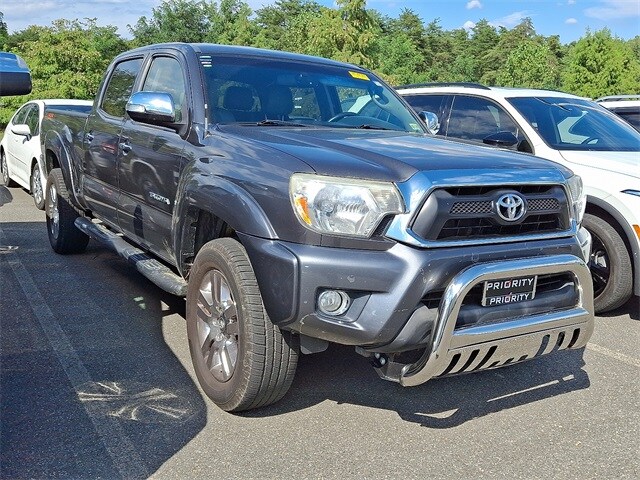Thumbnail: 2013 Toyota Tacoma - 3