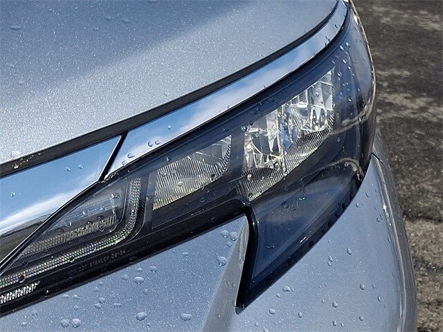 Thumbnail: 2024 Toyota Sienna - 9