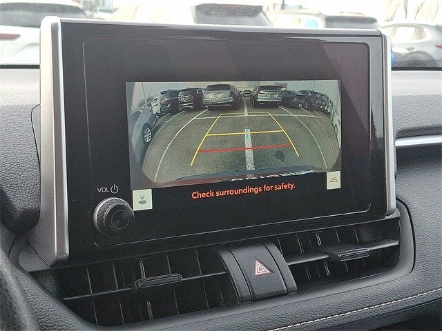 Thumbnail: 2024 Toyota RAV4 - 17