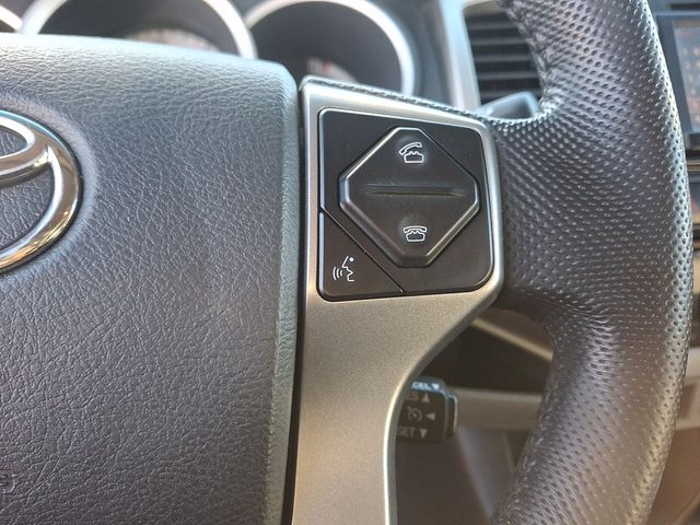 Thumbnail: 2015 Toyota Tacoma - 19