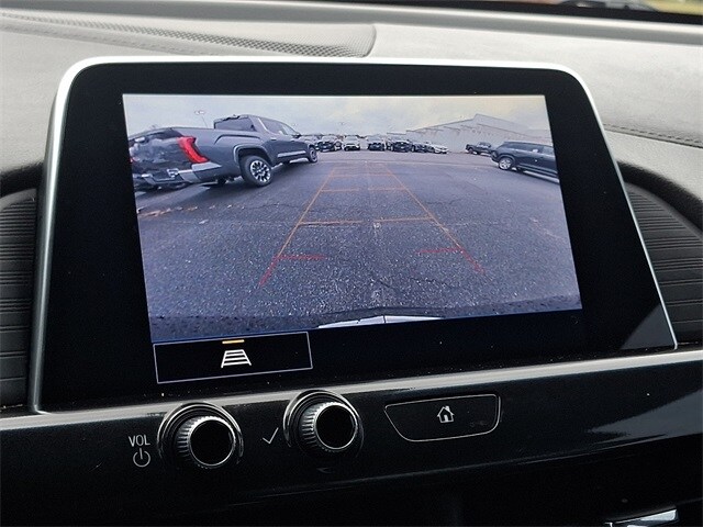 Thumbnail: 2024 Cadillac CT4 - 17