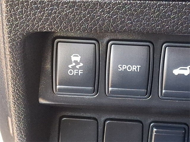 Thumbnail: 2014 Nissan Rogue - 24