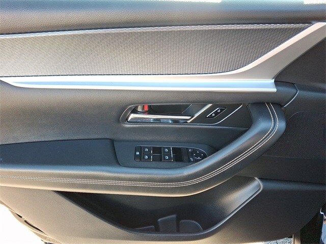 Thumbnail: 2025 Mazda CX-70 - 10