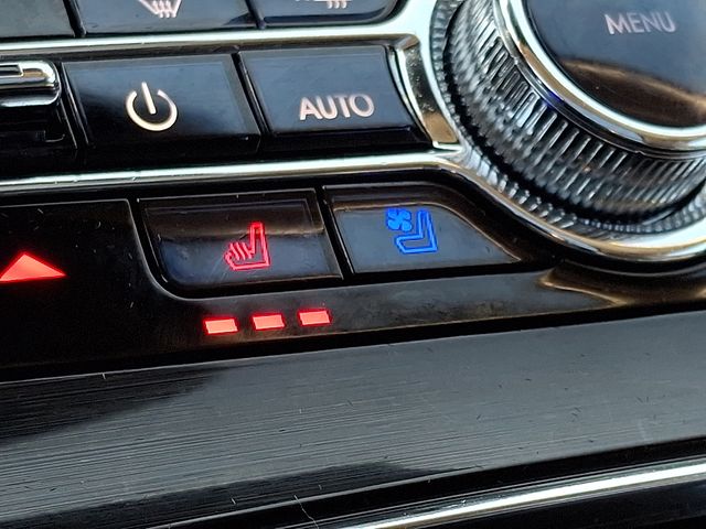 Thumbnail: 2023 Lincoln Nautilus - 21