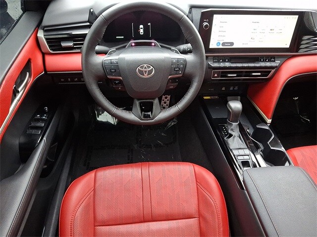 Thumbnail: 2025 Toyota Camry - 11