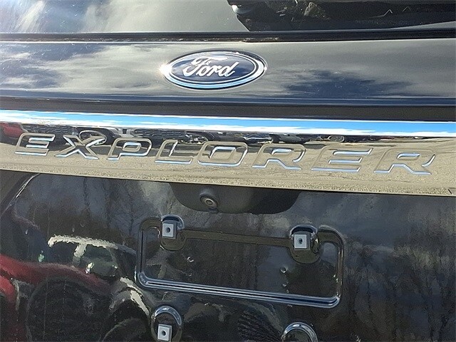 Thumbnail: 2022 Ford Explorer - 24