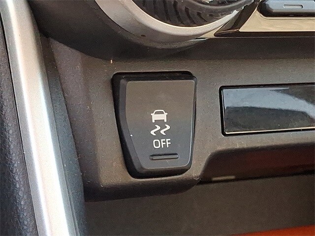 Thumbnail: 2023 Toyota RAV4 - 25