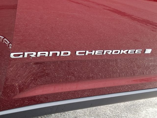 Thumbnail: 2025 Jeep Grand Cherokee - 31