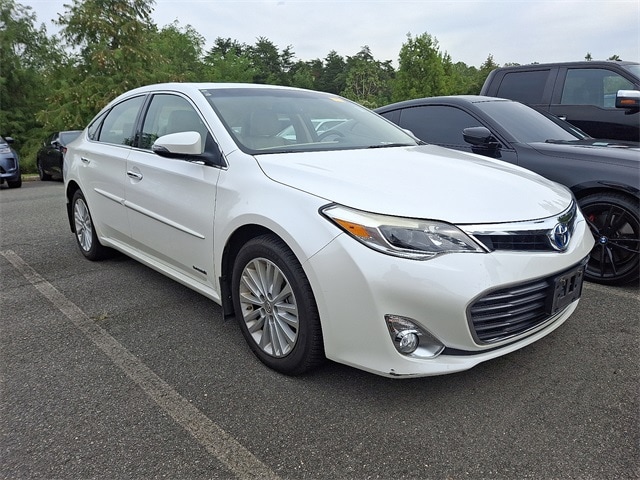 Thumbnail: 2015 Toyota Avalon - 2