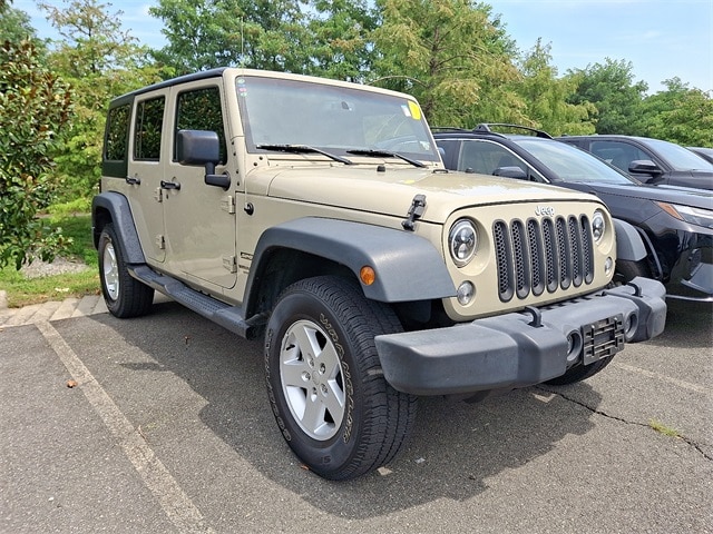 Thumbnail: 2017 Jeep Wrangler - 10