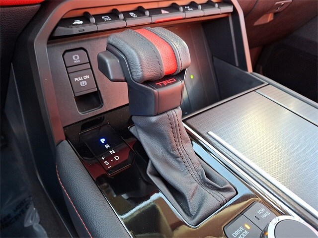 Thumbnail: 2023 Toyota Sequoia - 16