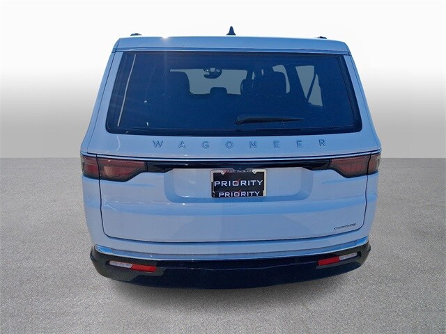 Thumbnail: 2024 Jeep Wagoneer - 5
