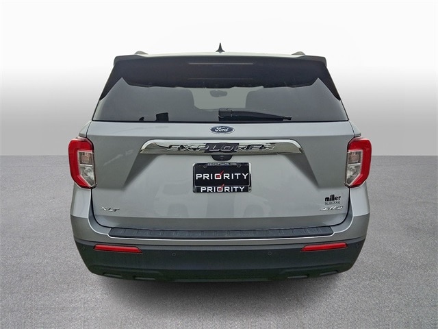 Thumbnail: 2022 Ford Explorer - 5