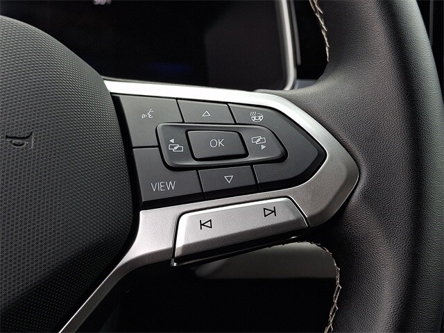 Thumbnail: 2025 Volkswagen Taos - 21