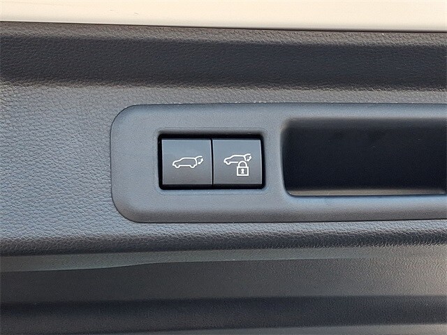 Thumbnail: 2023 Toyota Sequoia - 35