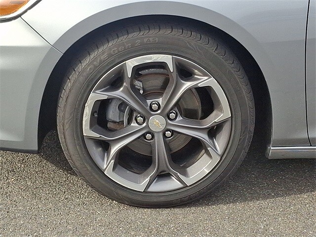 Thumbnail: 2024 Chevrolet Malibu - 8