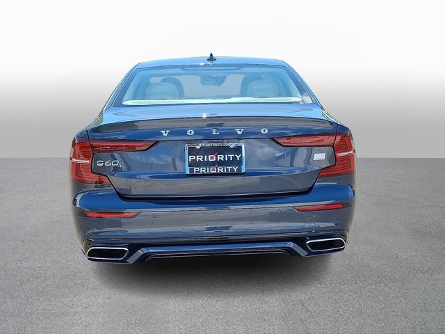 Thumbnail: 2022 Volvo S60 - 5