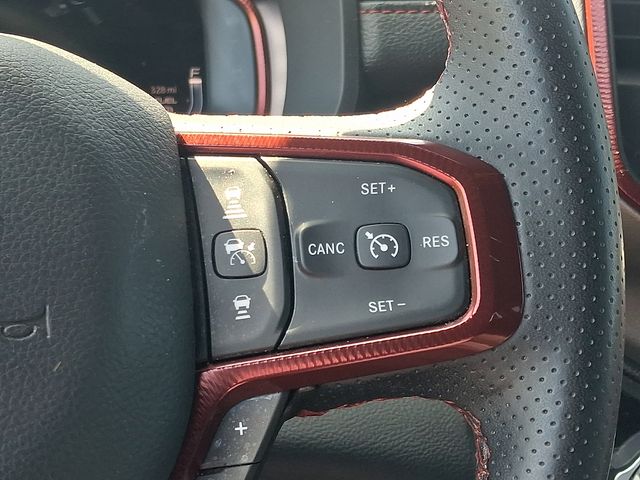 Thumbnail: 2025 RAM 1500 - 23