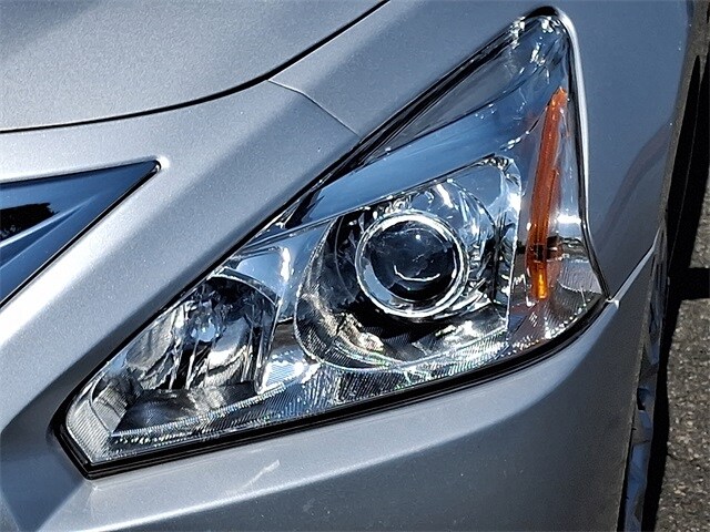 Thumbnail: 2014 Nissan Altima - 9