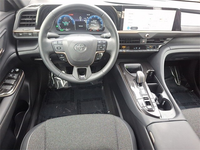 Thumbnail: 2024 Toyota Crown - 11