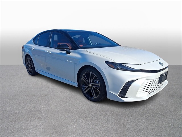 Thumbnail: 2025 Toyota Camry - 3